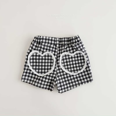 蕾絲愛心滾邊格紋短褲(2color)22
