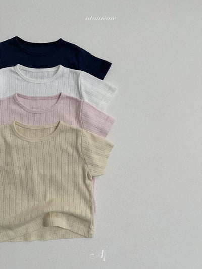 小刺繡壓紋上衣5