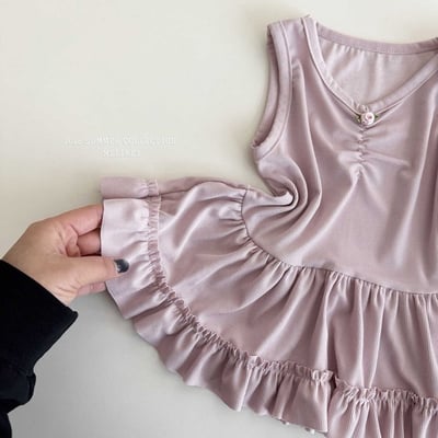 玫瑰抓皺背心裙擺上衣(2color)15