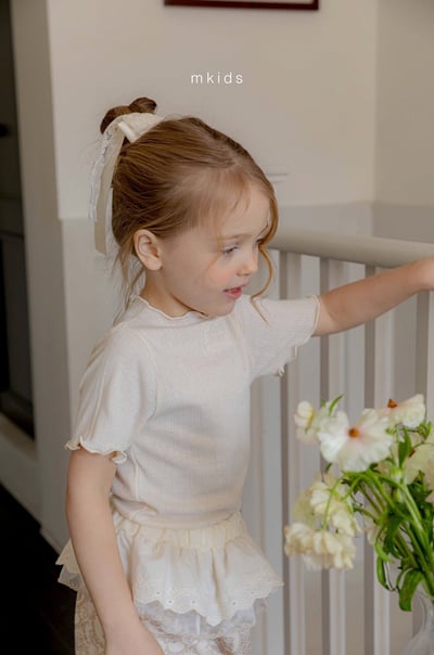 小刺繡木耳捲邊上衣(4color)3