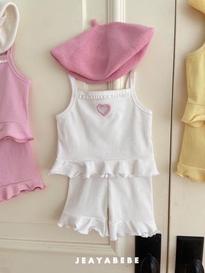 鏤空愛心木耳捲邊背心套裝4