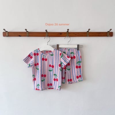 大顆櫻桃上衣+6分褲套裝13