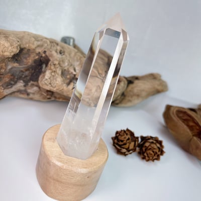 避邪擋煞/消除負能量/冰透料-《原礦白水晶柱》35