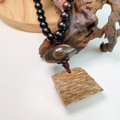 收藏級-《野生沉香原木塊·天珠吊飾》2