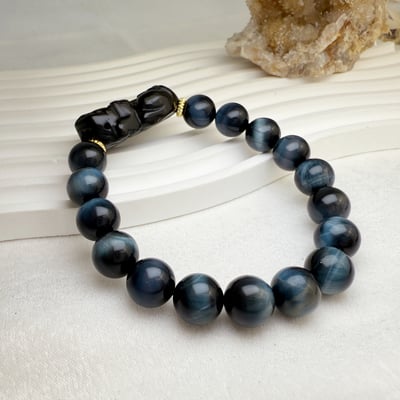 彩虹眼貔貅/招財擋煞-《彩虹黑曜貔貅藍虎眼手鍊》3