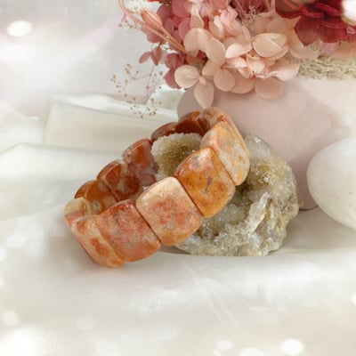 吉祥富貴/養顏美容-《菊花珊瑚玉手排》45