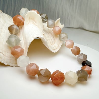 正能量/安穩平靜-《9mm彩色月光石角珠手串》2