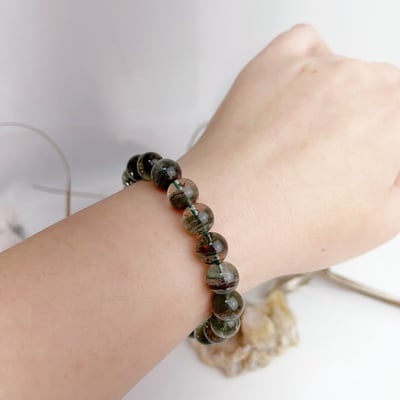 穩定心靈/招財助事業-《10mm高品綠幽靈水晶手鍊》6