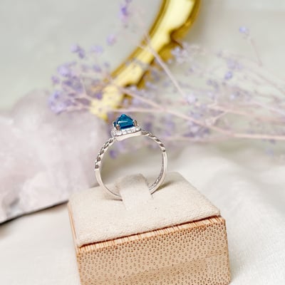 糖塔海藍寶戒指5