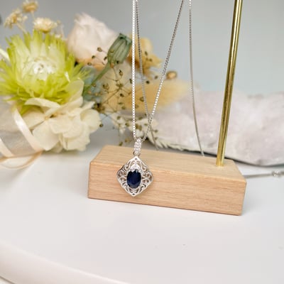 無燒/高貴/藍寶石-《花邊鋯石藍寶石項鍊》5