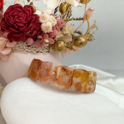 吉祥富貴/養顏美容-《菊花珊瑚玉手排》43