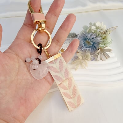 人緣/貴人-《愛心粉晶緞帶吊飾》6