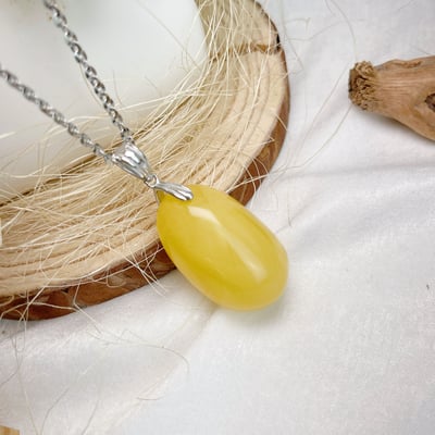 辟邪去災/招財納福-《白花蜜蠟琥珀項鍊》26