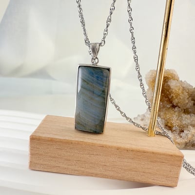 穩定磁場/守護的力量-《長型藍韻光拉長石項鍊》7