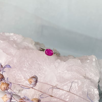 自信魅力/創造幸福-《輕奢簡約無燒紅寶戒指》4