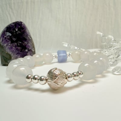 貴人/靜心-《銀飾蓮花白玉髓手鍊》2