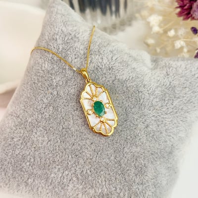 主流寶石/珠寶投資-《幻彩貝母祖母綠項鍊》3