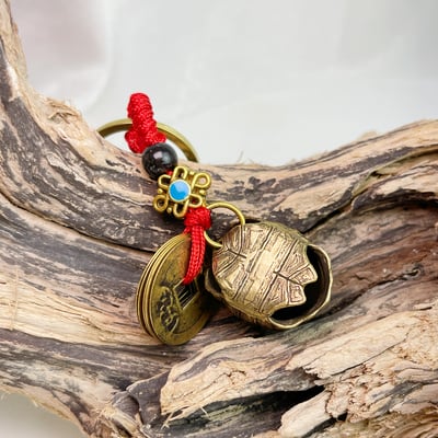 財富歸來/富甲天下-《銅龜殼+五帝錢吊飾鑰匙圈》3