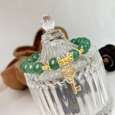 設計款-翡翠色東菱玉財富之鑰手鍊3