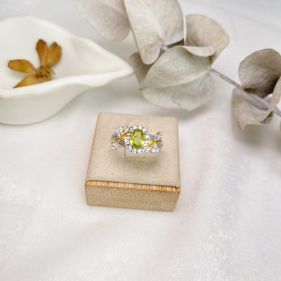 事業寶石-綠意盎然橄欖石戒指2