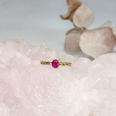 自信魅力/創造幸福-《金銀交織無燒紅寶戒指》4