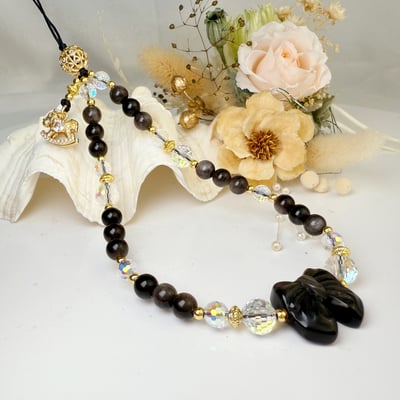 平安/擋煞/防小人-《銀曜蝴蝶結馬上鑽手機繩》2