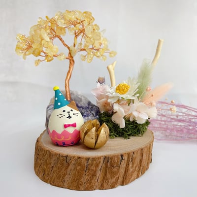 招財/貴人/開運-《螢石黃水晶發財樹水晶樹彩蛋貓咪擺件》1