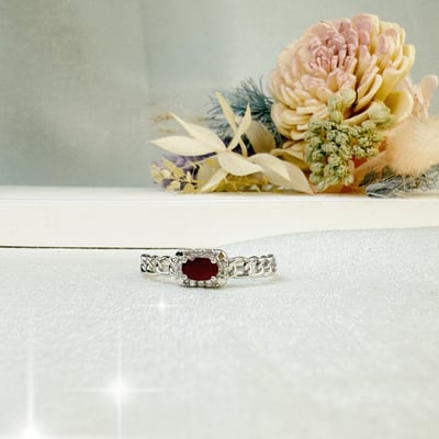 自信魅力/創造幸福-《無燒橫鏈橢圓紅寶戒指》3