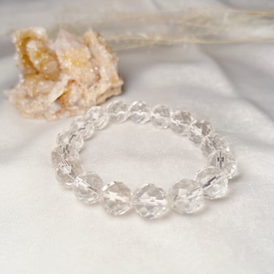 12mm激光料白水晶手珠2