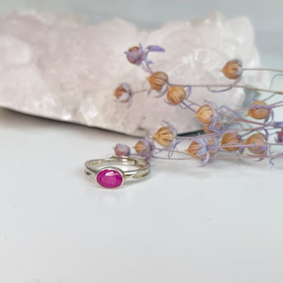 自信魅力/創造幸福-《輕奢簡約無燒紅寶戒指》5