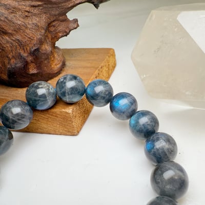 擋煞/沉穩/堅定-《12mm黑體藍韻拉長石手鍊》4