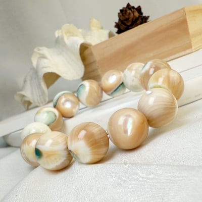 安神定心/淨化磁場-《16mm星光金絲孔雀硨磲手鍊》5