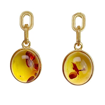 辟邪去災/招財納福-《環環相扣黃金花珀蛋面耳環》1