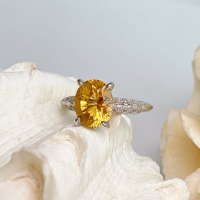 致富黃光/招財能量-《千禧切橢圓黃水晶珠寶戒指》3