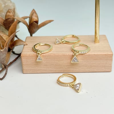 不過敏-《鑲鑽醫療級鋼耳環》2