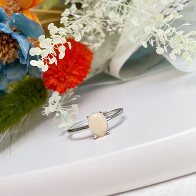 火光遊彩/透體料-《水晶蛋白素面設計戒指》4