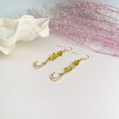 事業能量-《黃水晶橄欖石月亮耳環》2