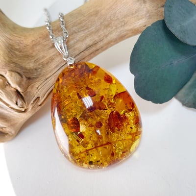 避邪擋煞/招財納福-《滿肉滿料黃金花珀琥珀項鍊》4