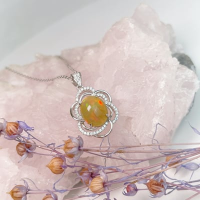 火光遊彩/透體料-《橘黃色蛋白石蛋面項鍊》4