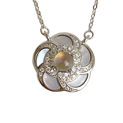 靈性/直覺-《馬島彩色月光山茶花項鍊》1