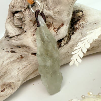 事業/財富/活力-《綠阿塞水晶吊飾》2