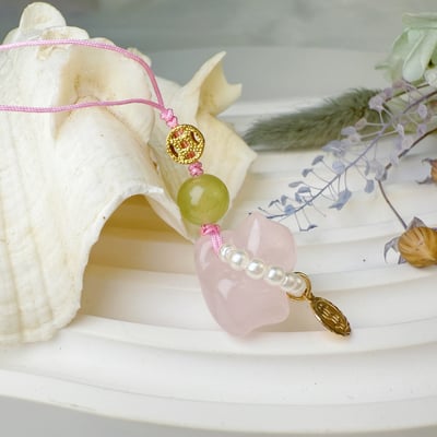 人緣/桃花/招財-《粉晶貓咪錢錢吊飾》3