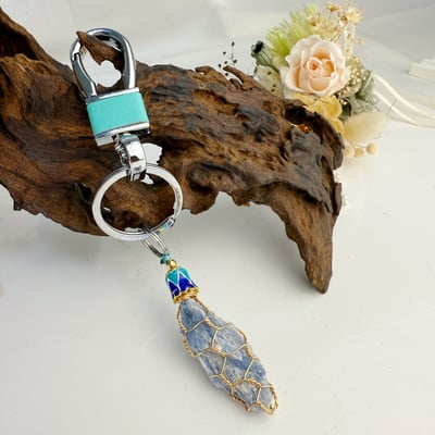 心靈力量/財富豐盈-《原礦藍晶石吊飾鑰匙圈》4