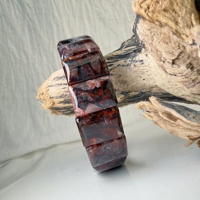 療癒能量/擋煞招財-《高檔閃片牛血紅膠花手排》3