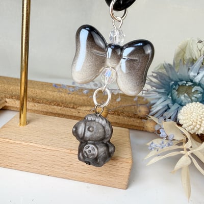 財富能量/平安/開運-《蝴蝶結銀曜馬上有錢吊飾》2