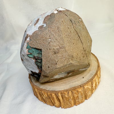 聚財聚氣/淨化磁場-《變種紅底晶洞原礦擺件》7