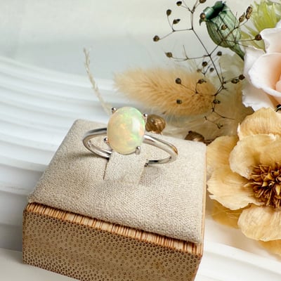 高遊彩/經典款-《橢圓簡約蛋白石戒指》6