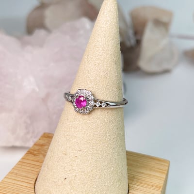 自信魅力/創造幸福-《輕奢閃鑽無燒紅寶戒指》3