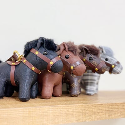 帥氣招財/開運馬-《精品質感皮革馬·公仔吊飾》2