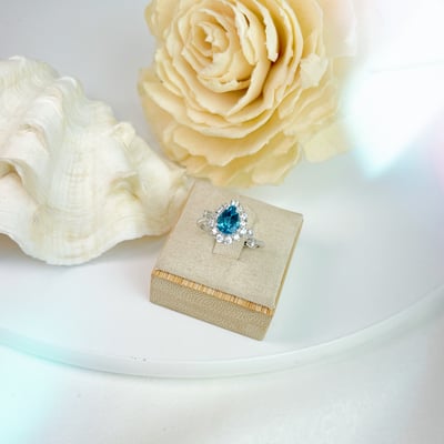 守護之石/自信美麗-《水滴托帕石珠寶戒指》6